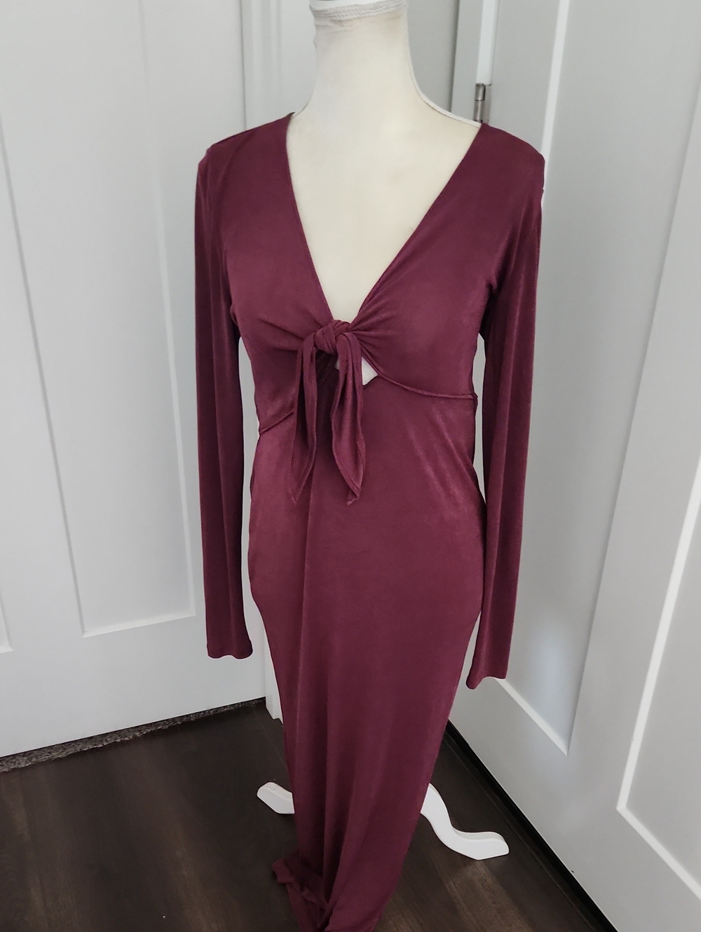 Ripe Maternity burgundy wine nursing dress size M